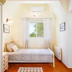 Fonte Fria House