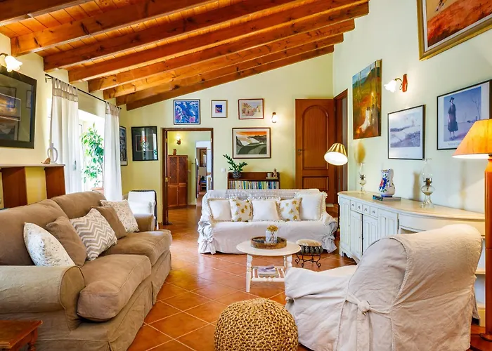Fonte Fria House *