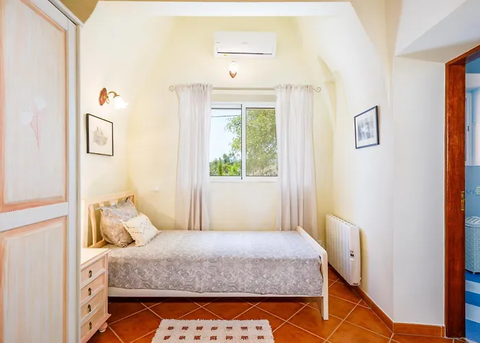 Fonte Fria House
